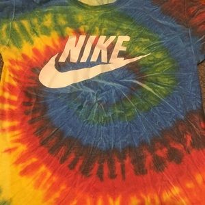 cymonnes Tops - Tye dye Nike tee cymonnes Tops - Tye dye Nike tee
